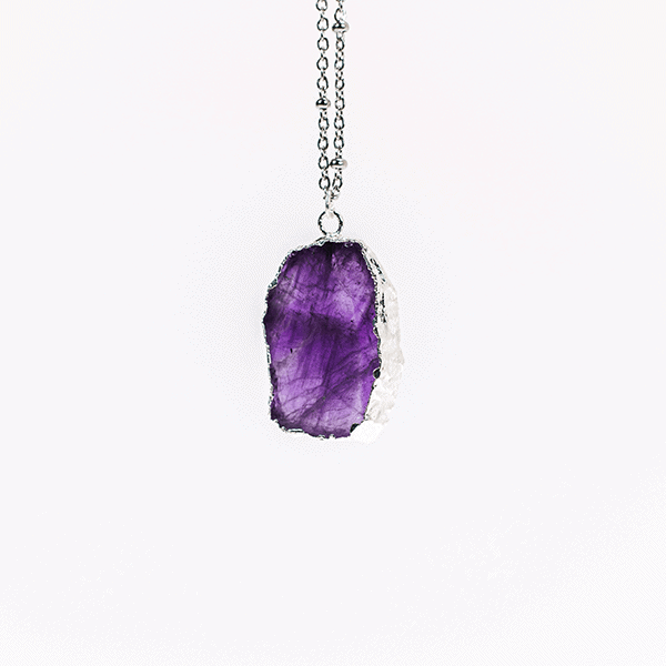 Collier avec pierre naturelle sertie