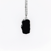 Collier avec pierre naturelle sertie