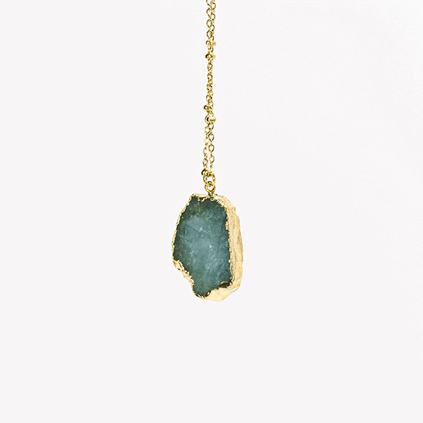 Collier avec pierre naturelle sertie