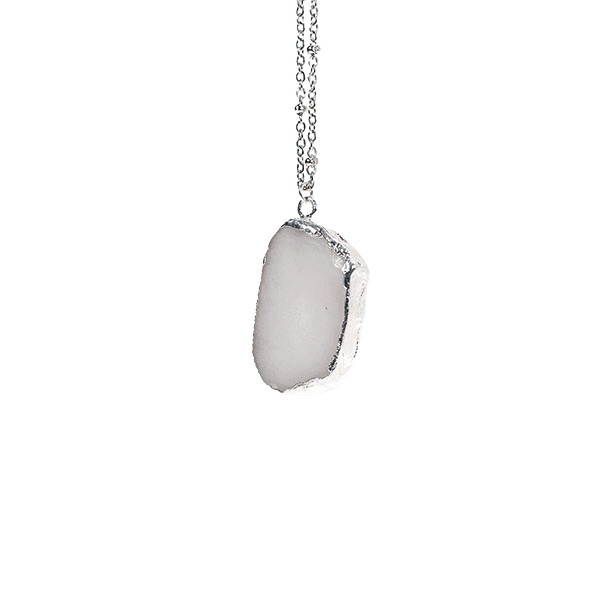 Collier avec pierre naturelle sertie